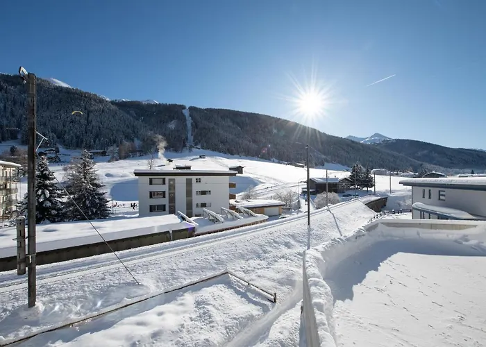 Lägenhet Agrimonia - 5,5-zi Duplex Bis 11 Personen Mit Eigenem Garten Davos