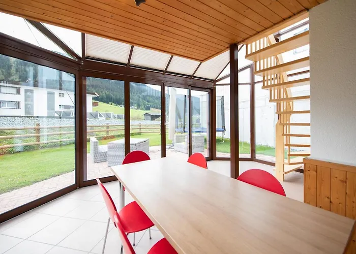 Lägenhet Agrimonia - 5,5-zi Duplex Bis 11 Personen Mit Eigenem Garten Davos