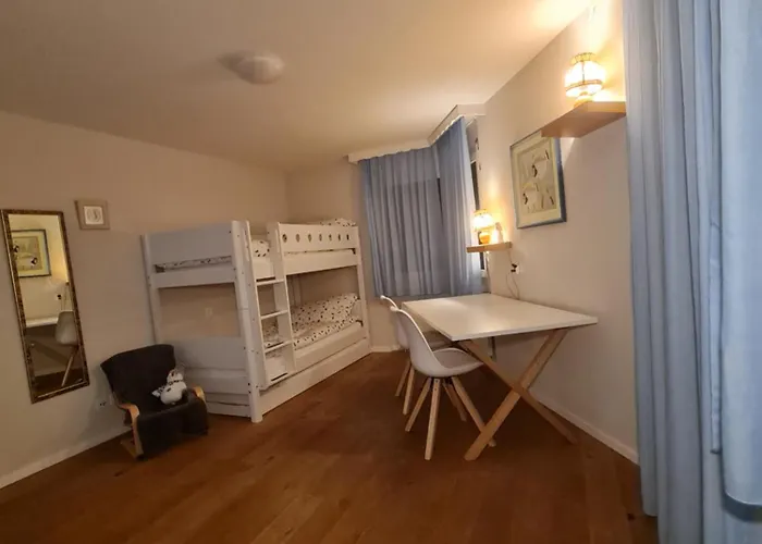 Agrimonia - 5,5-zi Duplex Bis 11 Personen Mit Eigenem Garten Davos